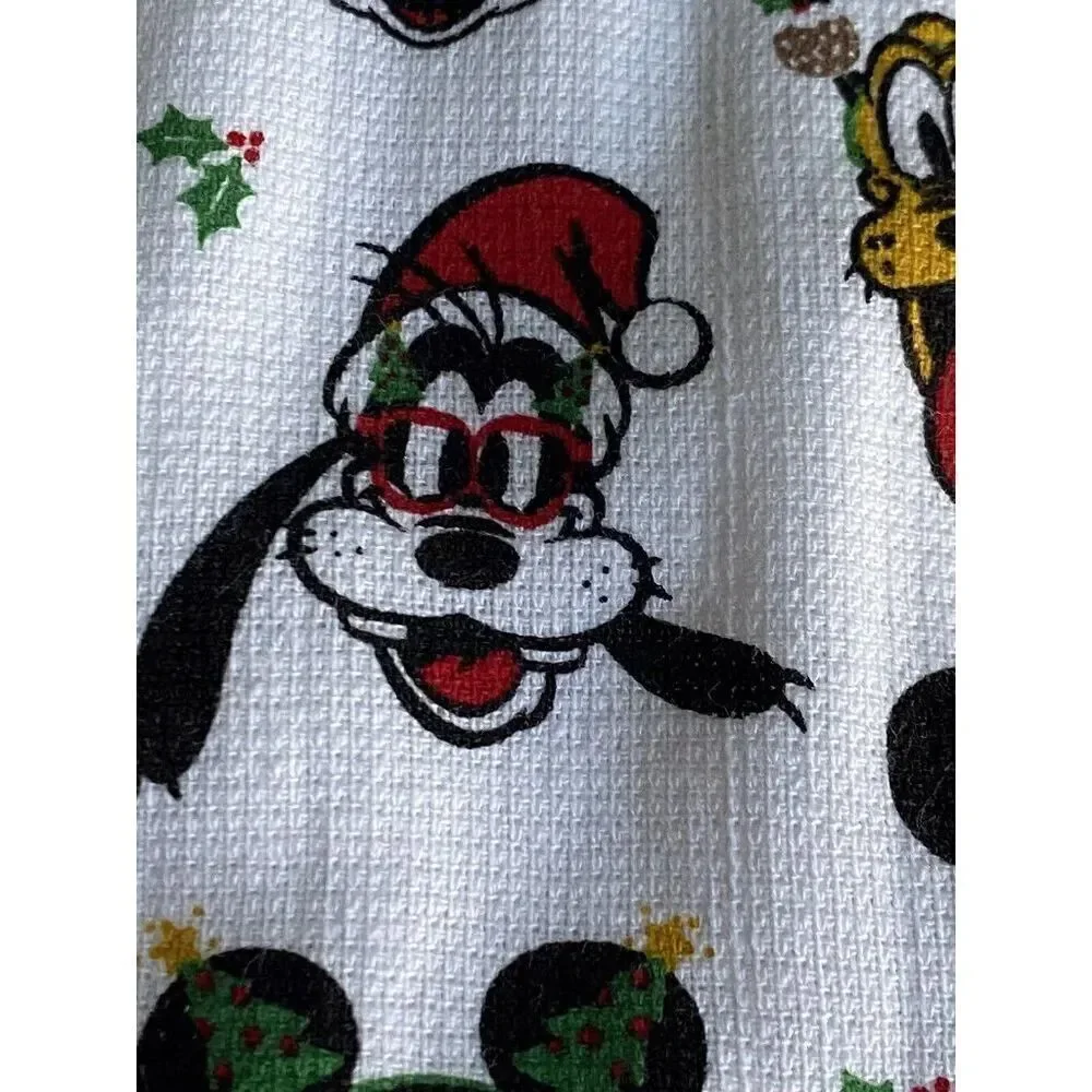 2 Pack Disney Mickey Minnie Mouse Goofy Pluto Christmas Tree Kitchen Towels‎ NEW